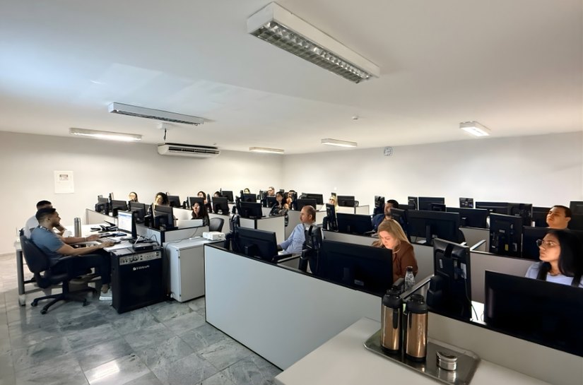 Equipe técnico-administrativa da Esmal passa por capacitação na plataforma SEI