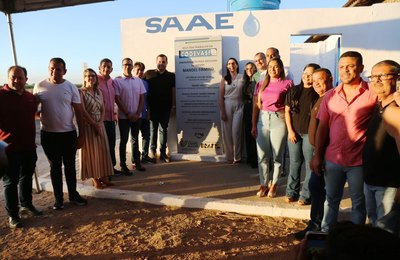 Prefeito de Campo Alegre entrega mais quatro poços artesianos e assina ordem de serviços para mais obras