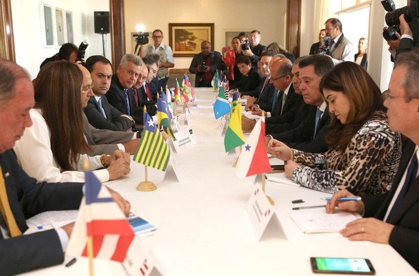 Prefeitos cobram pacto para renegociar dívidas