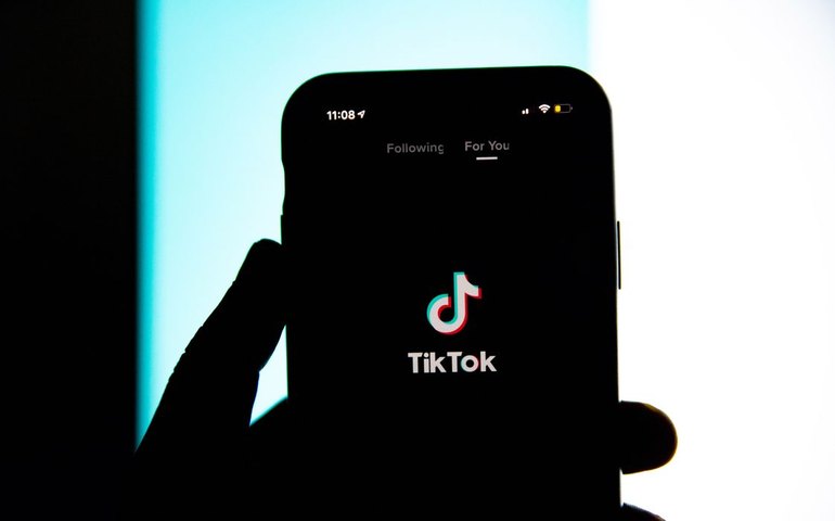 STF retoma julgamento sobre responsabilidade das redes sociais