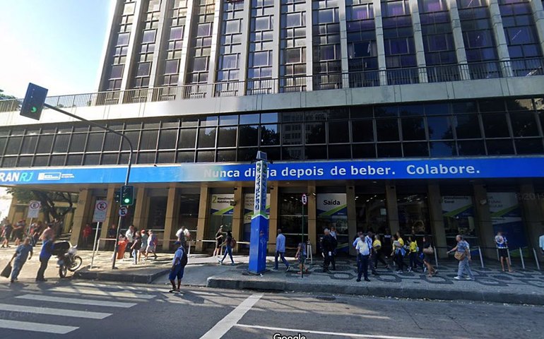 Roubo de veículos caiu 24% em abril no Rio de Janeiro, diz ISP