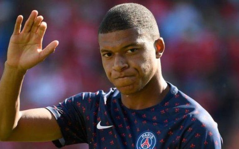 Mbappé pede orações para Pelé, internado em São Paulo: &#8216;Rezem pelo Rei&#8217;