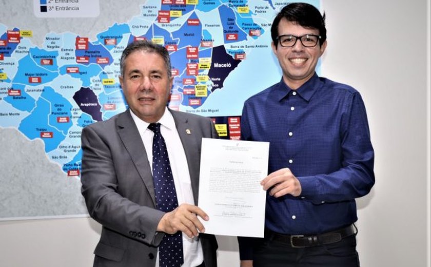 Ministério Público de Alagoas empossa novo servidor aprovado em concurso