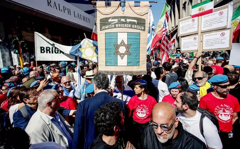 Conflito no Oriente Médio domina atos pelo Dia da Libertação na Itália