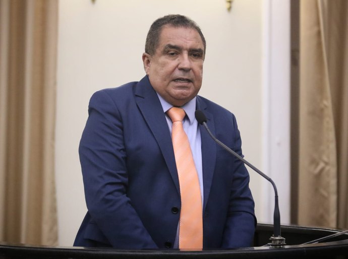 Deputado Inácio Loiola parabeniza Ricardo Nezinho pelo projeto 'Raízes de Arapiraca'