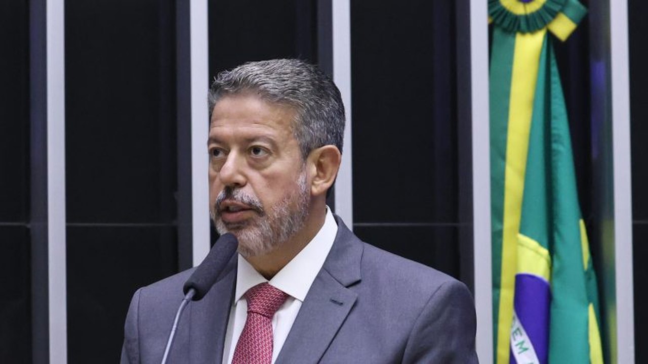 Arthur Lira incomodado com líderes do Centrão; saiba o porquê