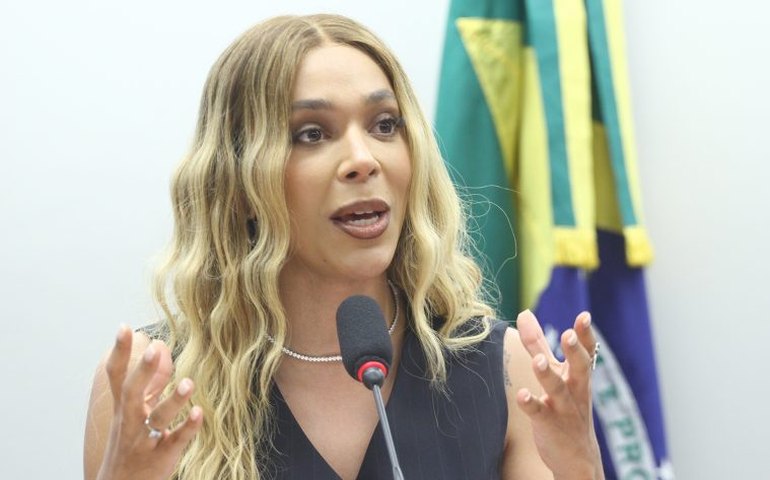 Comissão realiza Tribuna das Mulheres para debater defesa da terra