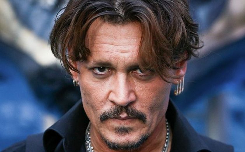 Johnny Depp regressa ao grande ecrã como rei Luís XV - SIC Notícias