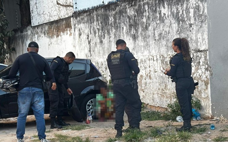 Oplit prende mulher em flagrante por furto em farmácia