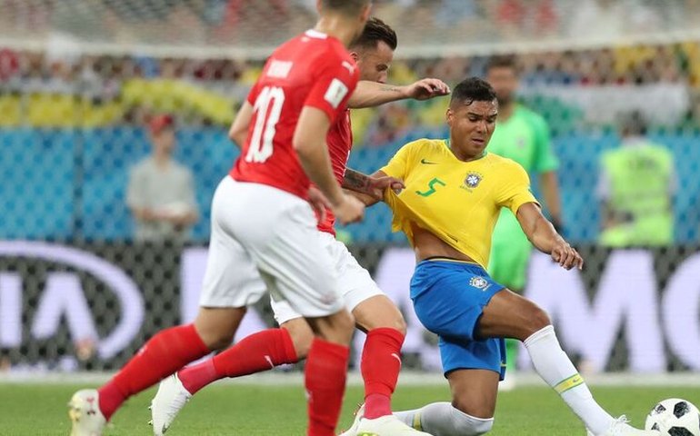 Brasil tenta vencer a Suíça pela primeira vez em uma Copa do Mundo