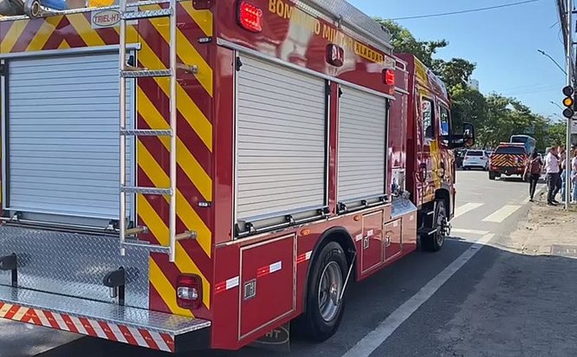 Escola de enfermagem é atingida por incêndio na ﻿Fernandes Lima