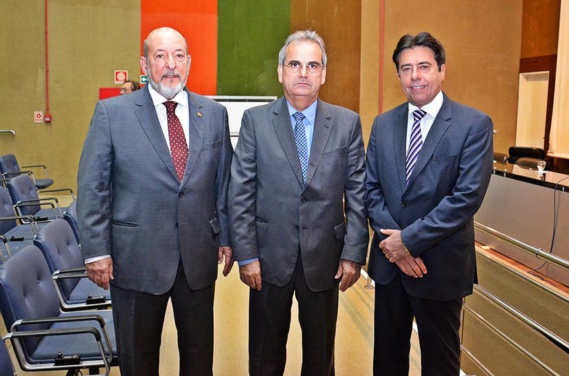 Otávio Lessa prestigia posse do presidente do Movimento Alagoas Competitiva