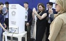 Representantes de 46 países conhecem de perto votação e apuração das eleições no Brasil