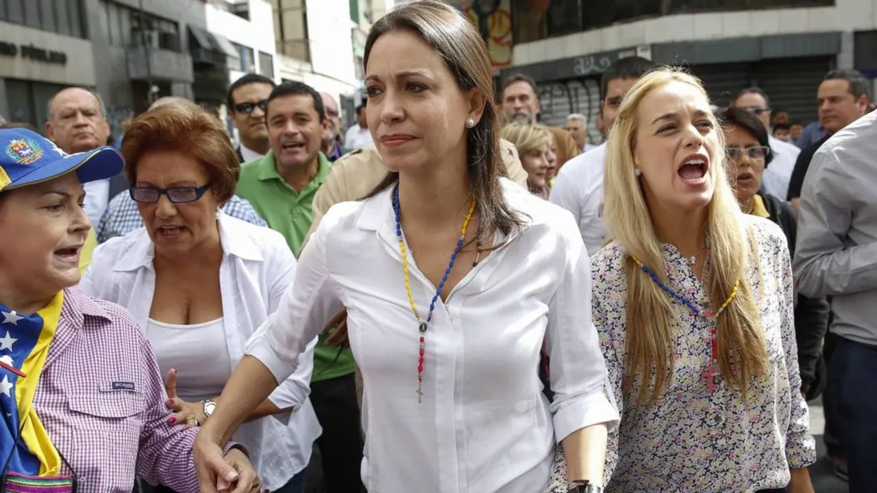 Oposição denuncia prisão de advogado de María Corina Machado na Venezuela