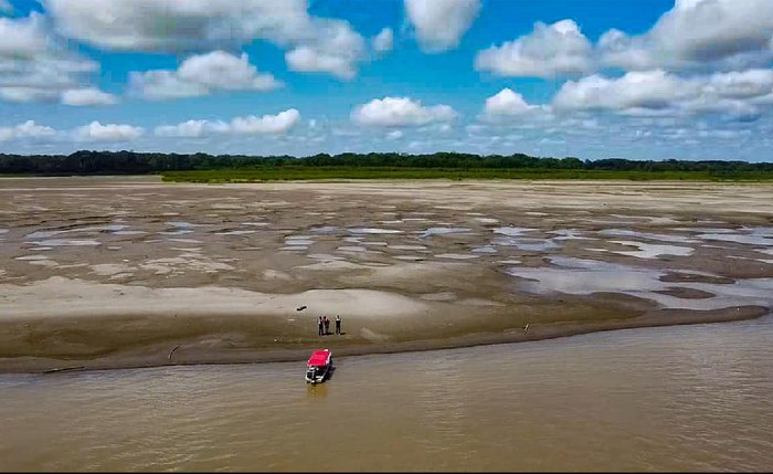 Seca no Amazonas deixa cidades isoladas e com escassez de alimento