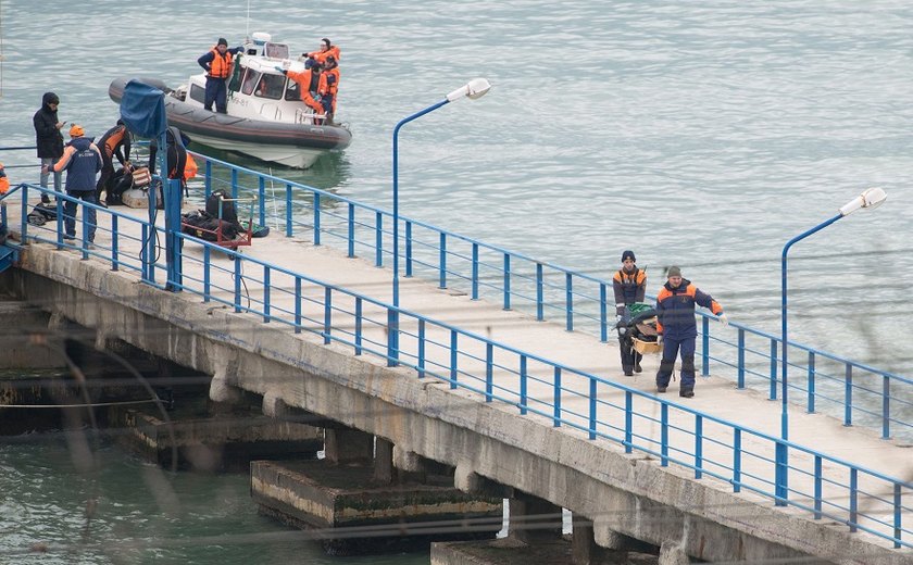 Avião militar russo cai no mar Negro com 92 pessoas a bordo