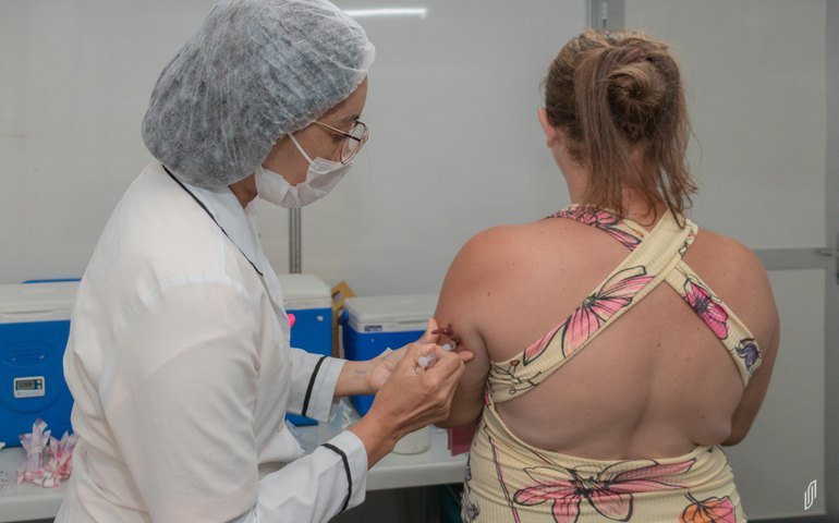 Ponto de vacinação do Maceió Shopping passa a funcionar em frente ao Kinoplex a partir desta segunda (31)