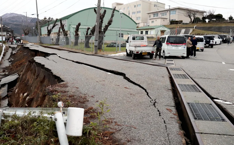 Coreia do Norte emite alertas de tsunami após um terremoto massivo no Japão