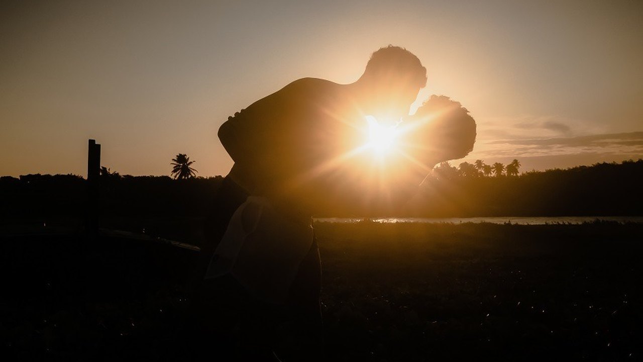 Fotógrafo se consolida em Maceió com ensaios voltados ao público LGBTQIA+