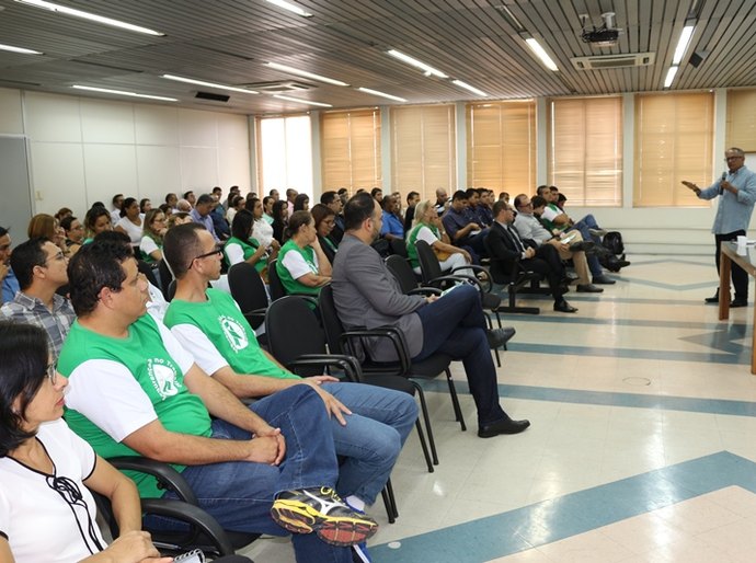 Sesi conscientiza empresários de AL durante seminário do Abril Verde