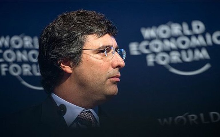 Próximo presidente encontrará país 'arrumadinho', afirma André Esteves