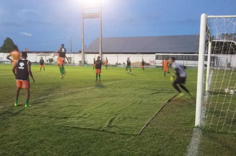 Coruripe encerrou a semana de treinos para enfrentar o Salgueiro