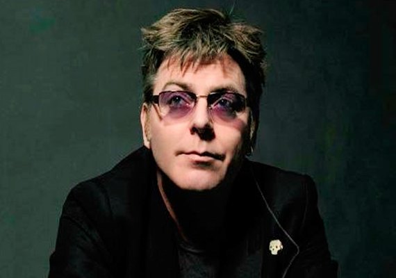 Andy Rourke, baixista do The Smiths, morre aos 59 ano