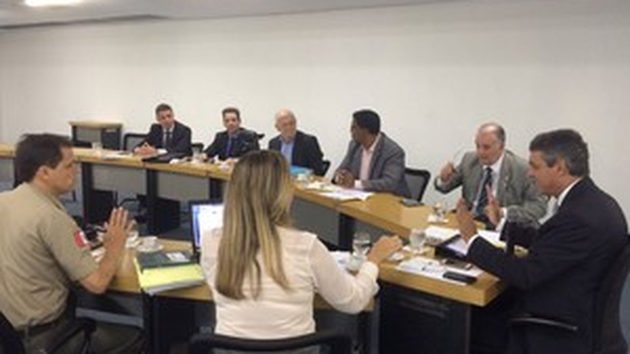 Comissão vai revisar e melhorar lei de concessão de incentivos do Estado