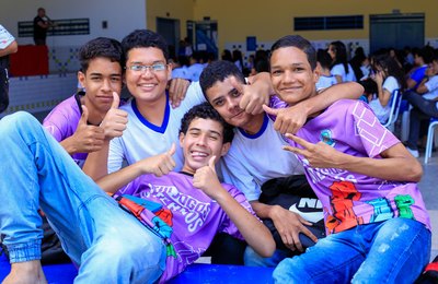 Governo de Alagoas realiza enquete para escolha do novo fardamento da rede estadual