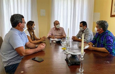 Prefeito Ronaldo Lopes sanciona homenagem a Alexandre Toledo