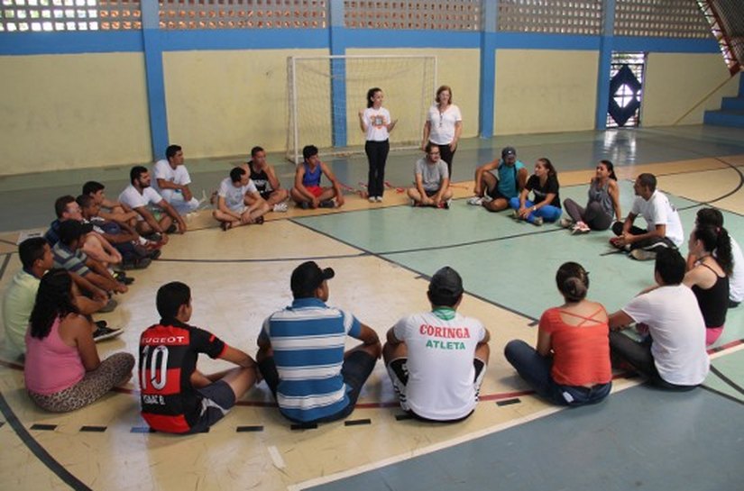 Monitores de programa recebem treinamento em Arapiraca