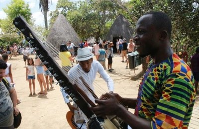 Milhares celebram o Dia Nacional da Consciência Negra na Serra da Barriga 