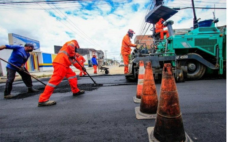 Revitaliza Maceió: Prefeitura avança com obras em mais de 200 ruas