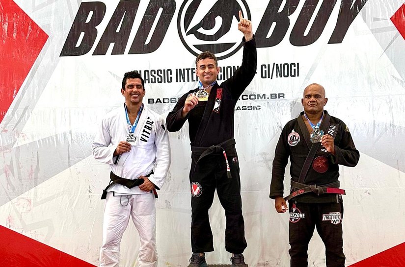 Tarciso Manzano é campeão da categoria master de torneio internacional de jiu-jítsu
