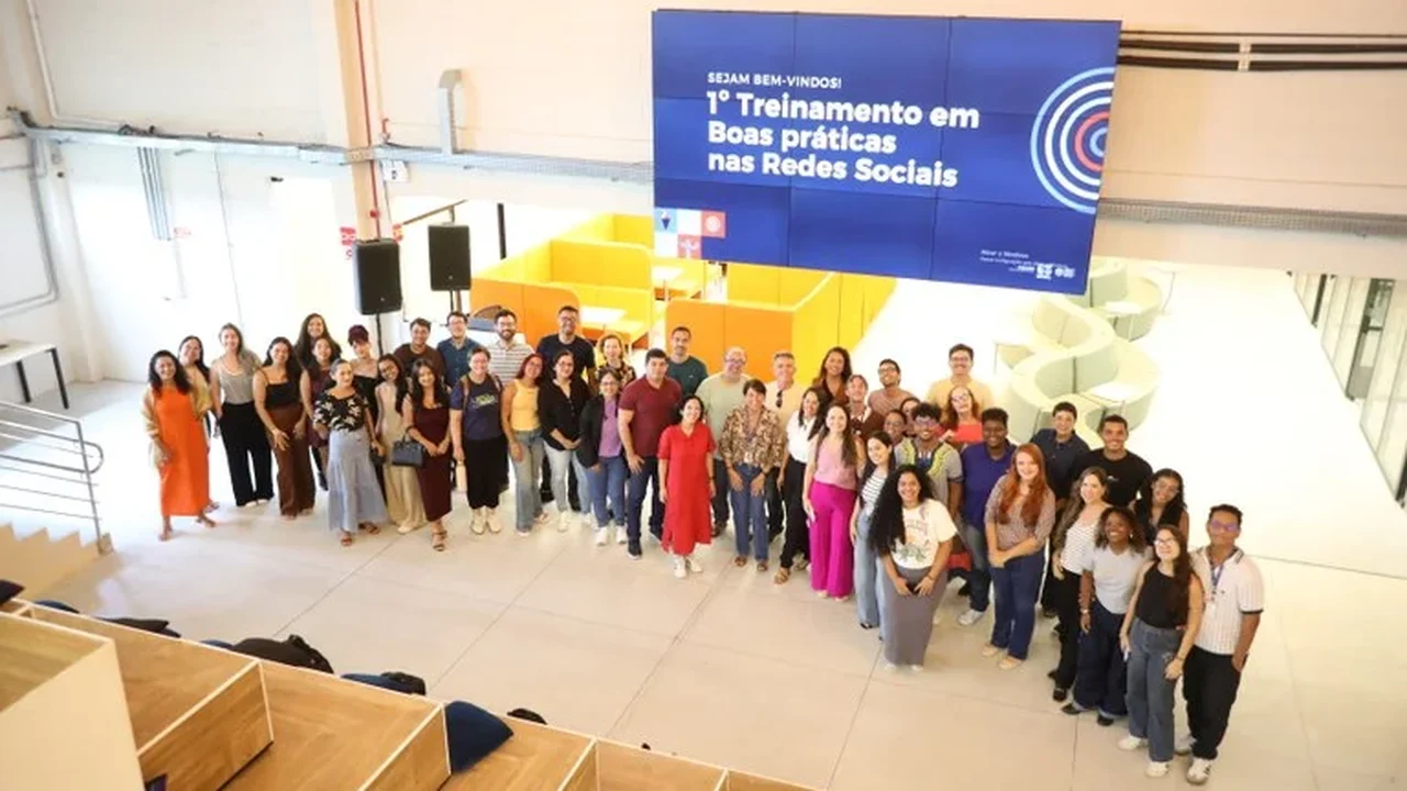 Treinamento promovido pela Ascom aborda boas práticas nas redes sociais