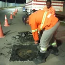 Operação Tampa Bueiro beneficia mais de 100 vias em seis meses de atuação