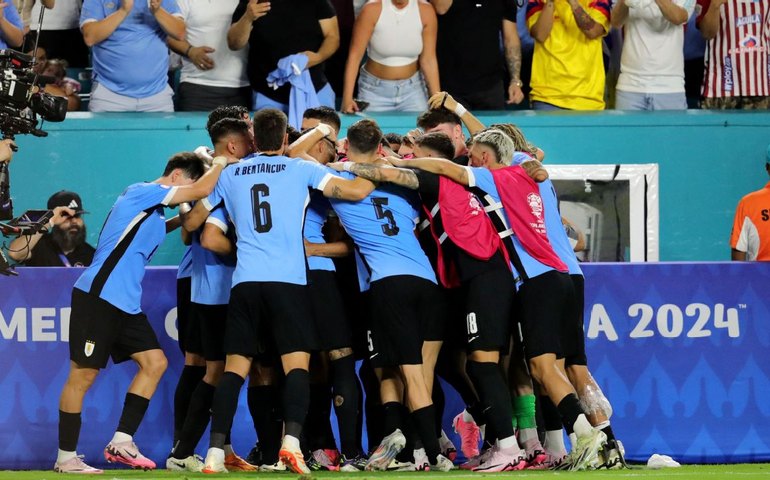 Uruguai vence Panamá na estreia do Grupo C da Copa América; Estados Unidos passam pela Bolívia