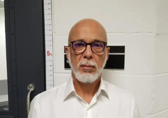 Justiça do Rio decreta prisão e pede à Interpol extradição de &#8216;Rei Arthur&#8217;