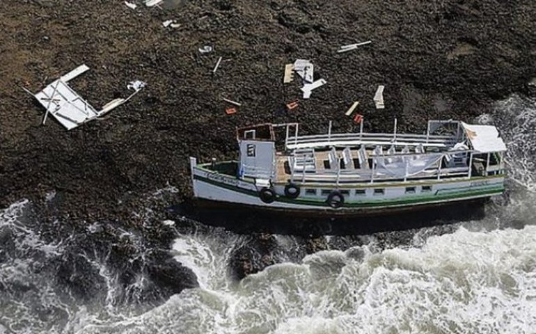 Comandante da Cavalo Marinho admite problema na parte inferior e diz que lancha era reserva