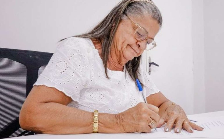 Prefeita de Palmeira dos Índios apresenta quadro de saúde estável, segundo boletim do Hospital Santa Rita