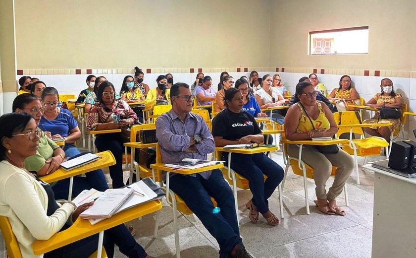 Semed Penedo orienta Articuladores de Ensino sobre plano do 2º semestre do ano letivo