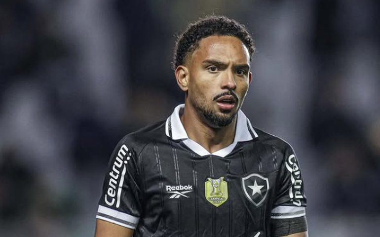 Ancelotti chama Vitinho, do Botafogo, para a vaga de Vânderson para jogos da seleção brasileira