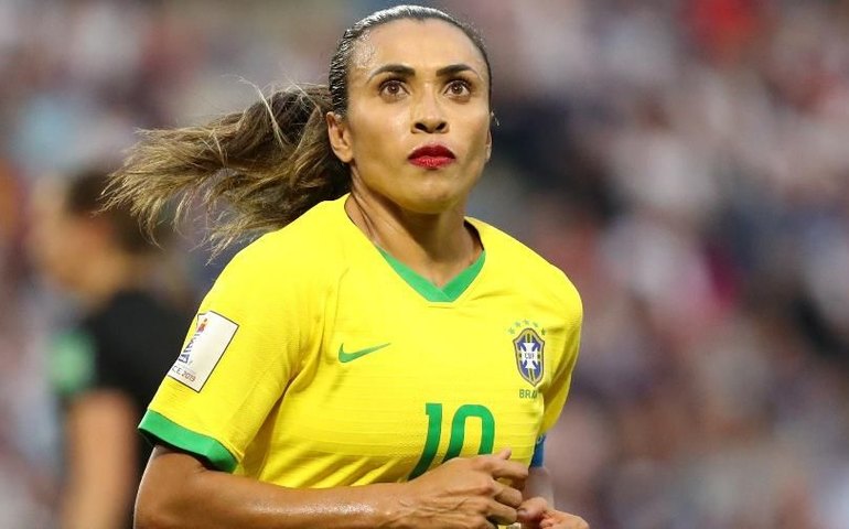 ‘Há interesse, mas sem promessas’, diz diretor corintiano sobre contratar Marta