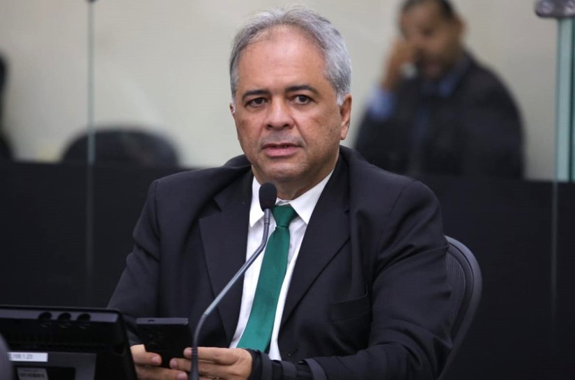 Silvio Camelo destaca lançamento do documentário que celebra trajetória do historiador Douglas Apratto