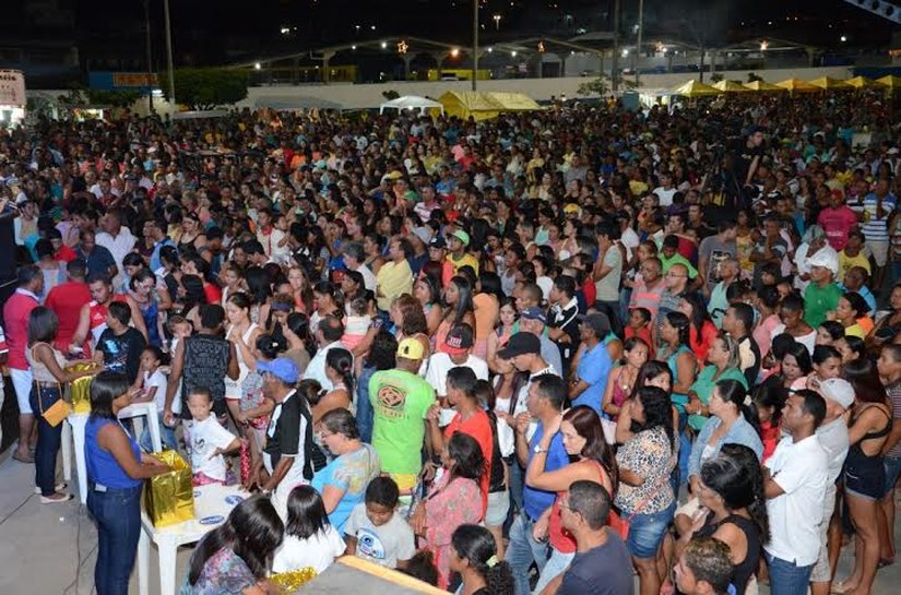 Prefeito George Clemente premia miguelenses em Festival de Prêmios