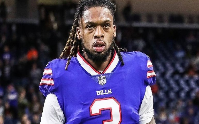 ‘Damar Hamlin apresenta sinais de melhora’, informa comunicado de hospital