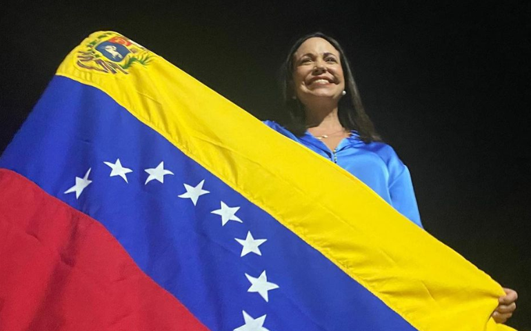 'Dama de ferro da oposição', María Corina Machado vence as primárias da oposição na Venezuela