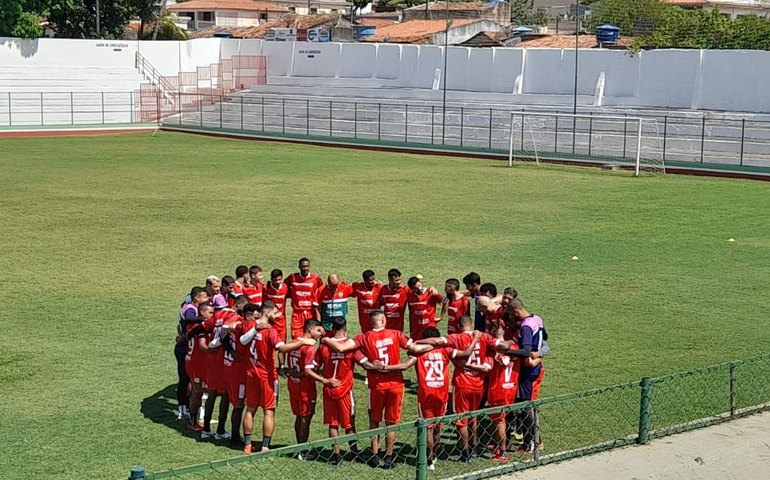 CSE finaliza trabalhos visando a estreia amanhã no Alagoano diante do Murici
