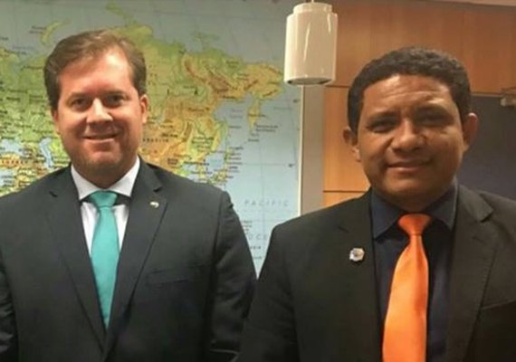 Júlio Cezar recebe ministro Marx Beltrão e secretário Alexandre Ayres, em Palmeira