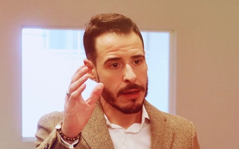 Justiça marca julgamento de influenciador Thiago Schutz por ameaça contra mulheres